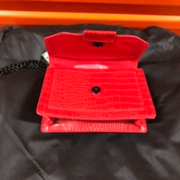 Badgley Mischka Crossbody Red Bag, S, NWT - Picture 4 of 7
